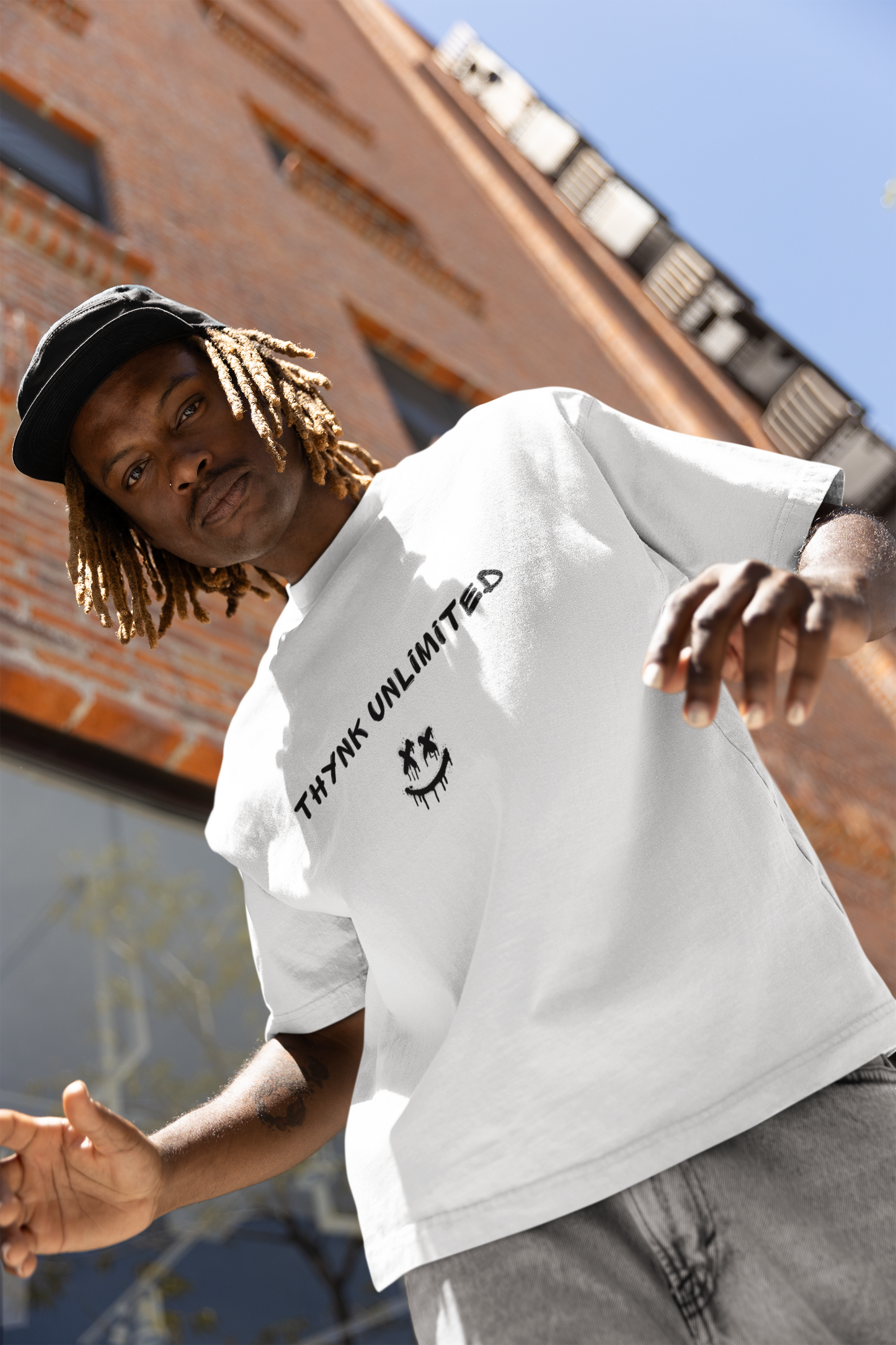 Terry Oversized 'STREET ART' T-Shirt