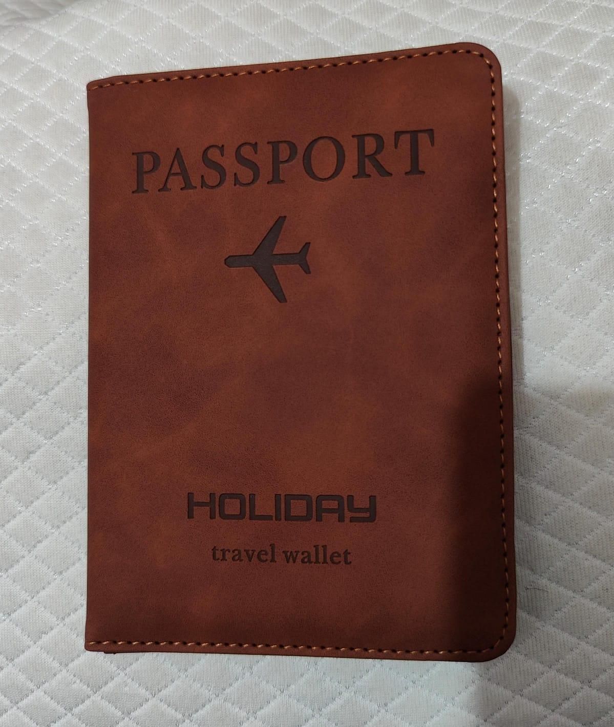 Leather Travel card Holder for Men & Women